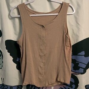 ❗️clearance-price firm❗️  Cute light weight vintage button up tank